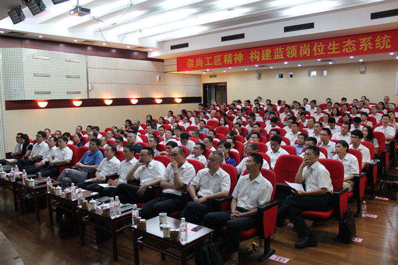 2025年新澳门正版免费资料